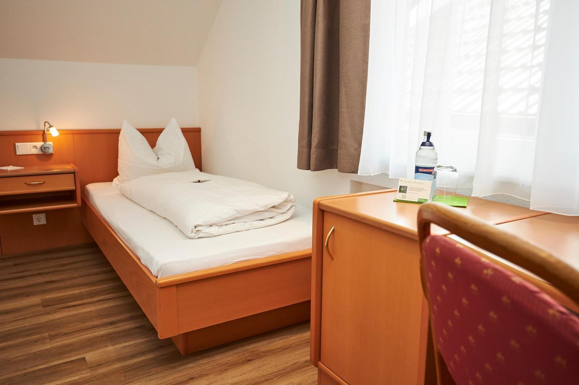 Flair Hotel Gruener Baum Донауэшинген Экстерьер фото