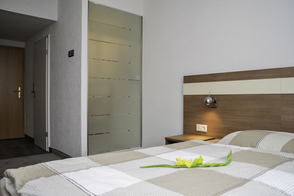 Flair Hotel Gruener Baum Донауэшинген Экстерьер фото