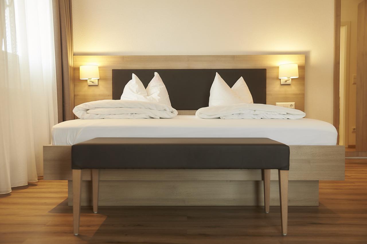 Flair Hotel Gruener Baum Донауэшинген Экстерьер фото