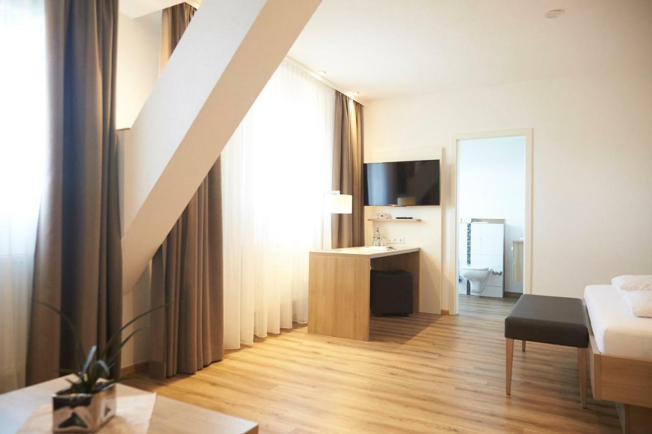 Flair Hotel Gruener Baum Донауэшинген Экстерьер фото