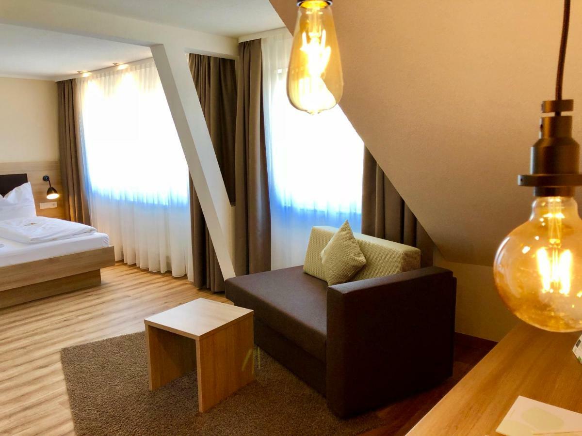 Flair Hotel Gruener Baum Донауэшинген Экстерьер фото
