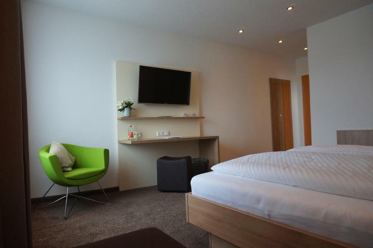 Flair Hotel Gruener Baum Донауэшинген Экстерьер фото